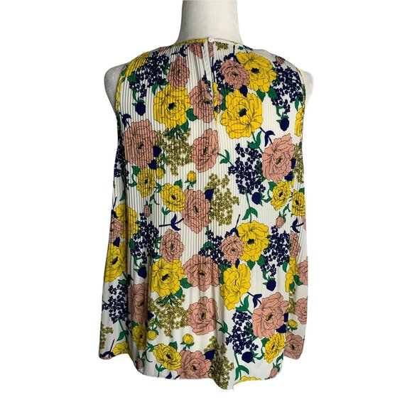 Carolina Belle Accordion Pleat Tank Top M White Floral Round Neck Key Hole - Picture 4 of 6